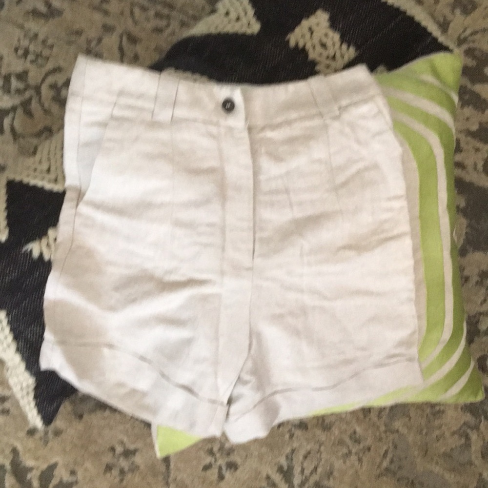 H&M linen shorts